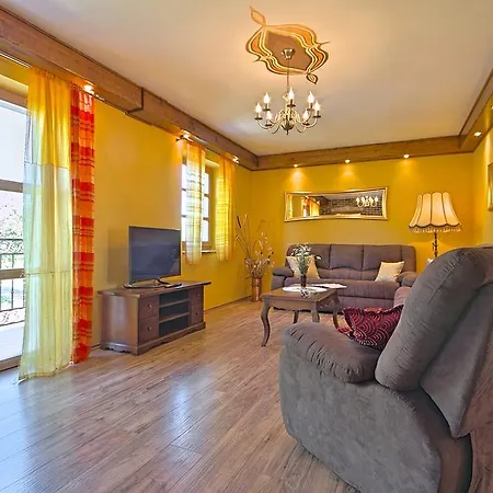 Βίλα Angela E Giovanni *