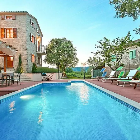 Angela E Giovanni Villa Vižinada